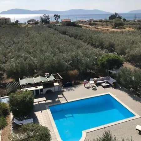 Relaxing Rural Retreat In Mainland Greece * Эрмиони